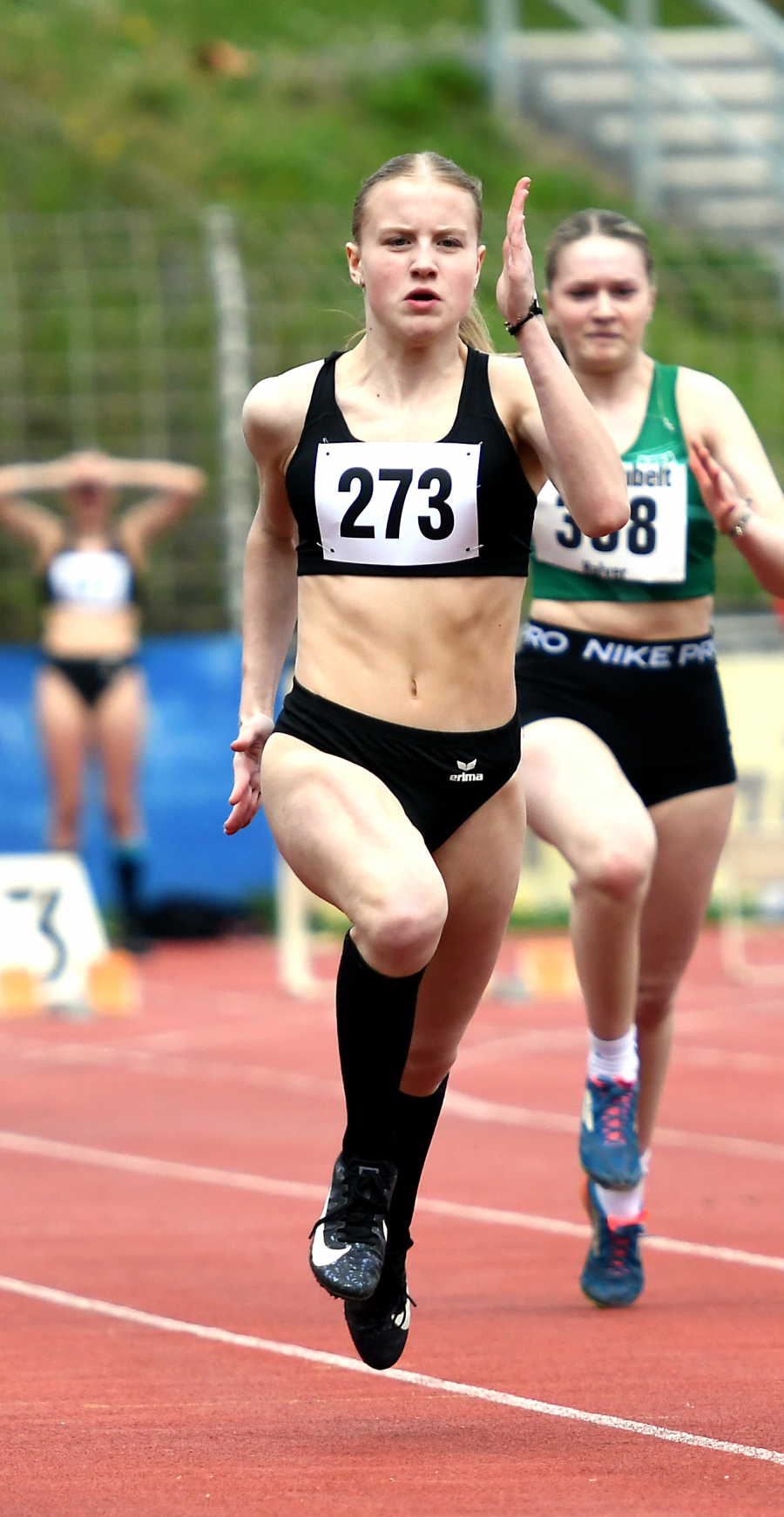 DM-Platz vier &uuml;ber 100 Meter: Sprinttalent Maja Bolinger vom LAZ Soest schaffte in der Saison 2024 den Sprung in die deutsche Spitzenklasse der weibl. Jugend U16. Foto: Bottin