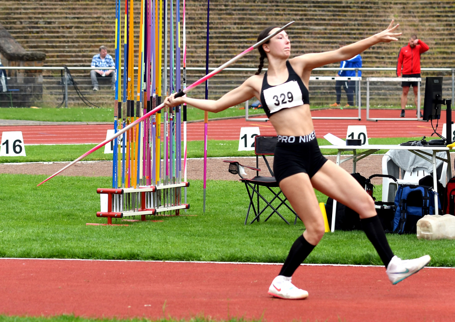 Neue pers&ouml;nliche Bestleistung: U20-Speerwerferin Michelle Muschalik steigerte sich mit dem 600-Gramm-Speer auf 36,89 Meter. Foto: Bottin